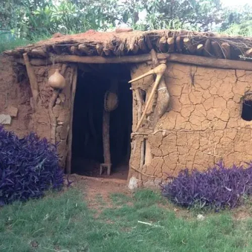 visite maison locale karatu